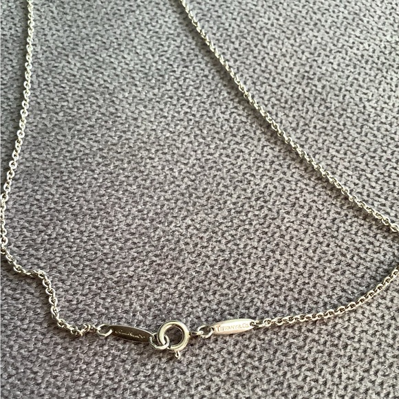 Authentic TIFFANY INITIAL necklace 🌟⭐️🌟 - Picture 5 of 12
